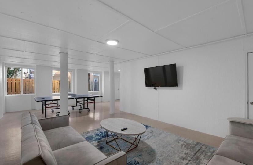 Sandprint Cinema Holiday home Destin