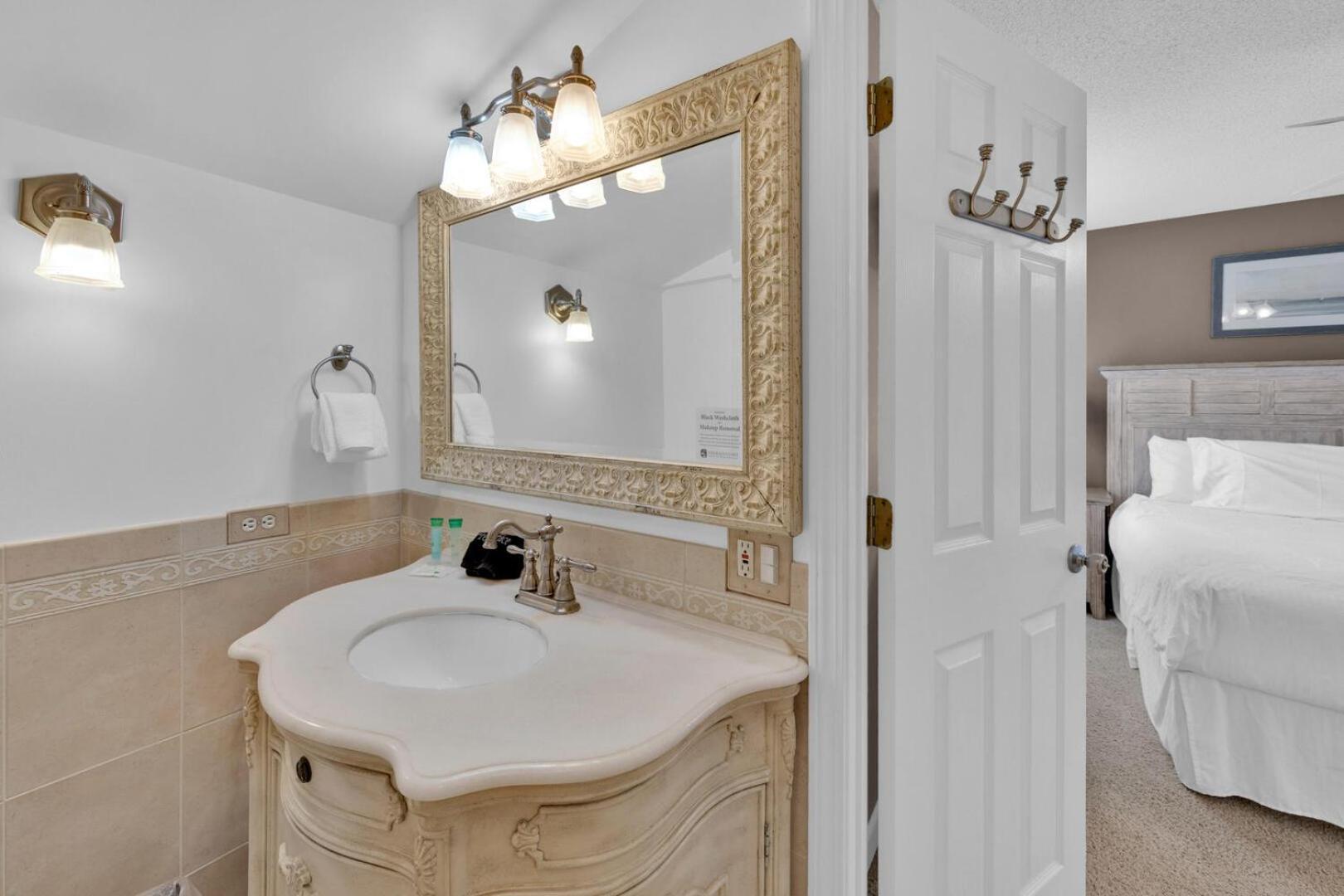 Southbay By The Gulf 99 An Updated Townhome 50 Yards From 3 Bedroom Sleeps 6 Holiday home