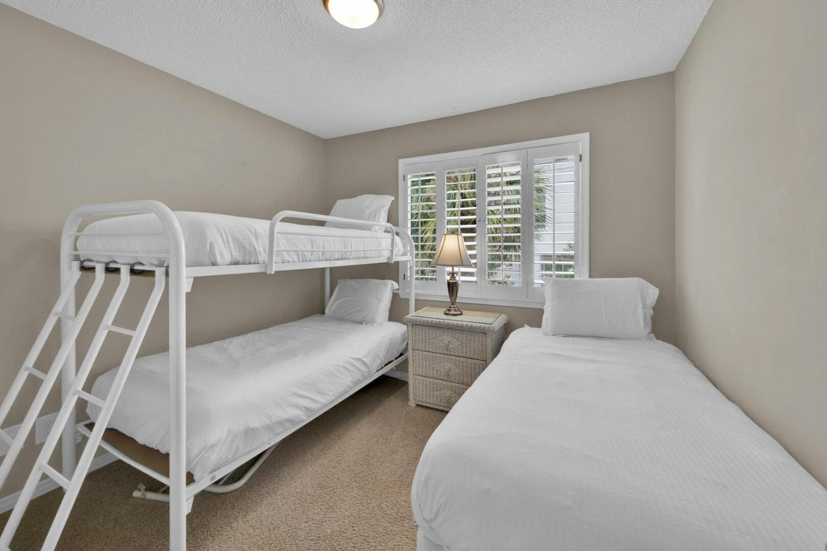 Southbay By The Gulf 99 An Updated Townhome 50 Yards From 3 Bedroom Sleeps 6 Holiday home Destin