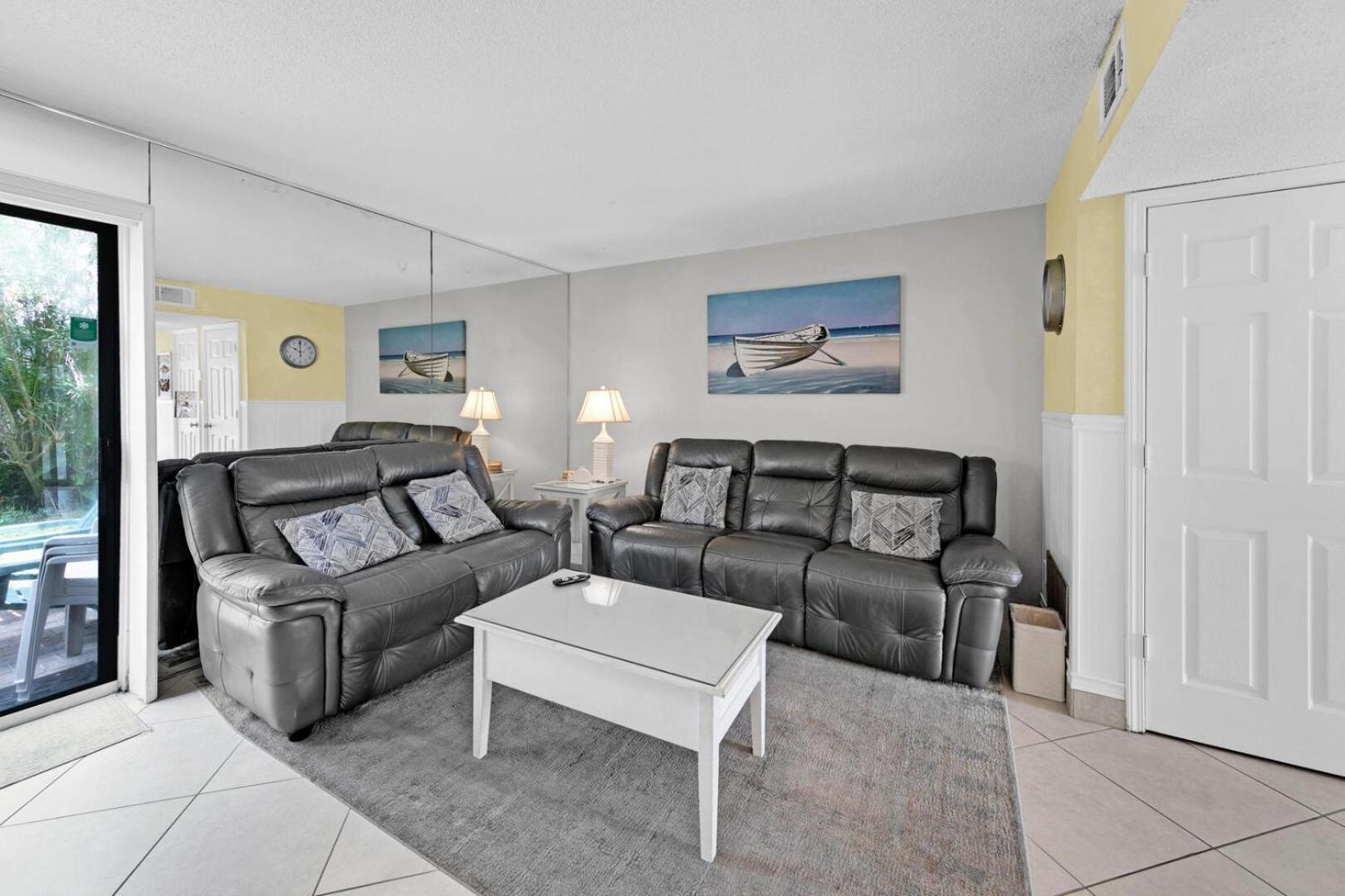 Southbay By The Gulf 99 An Updated Townhome 50 Yards From 3 Bedroom Sleeps 6 Holiday home *