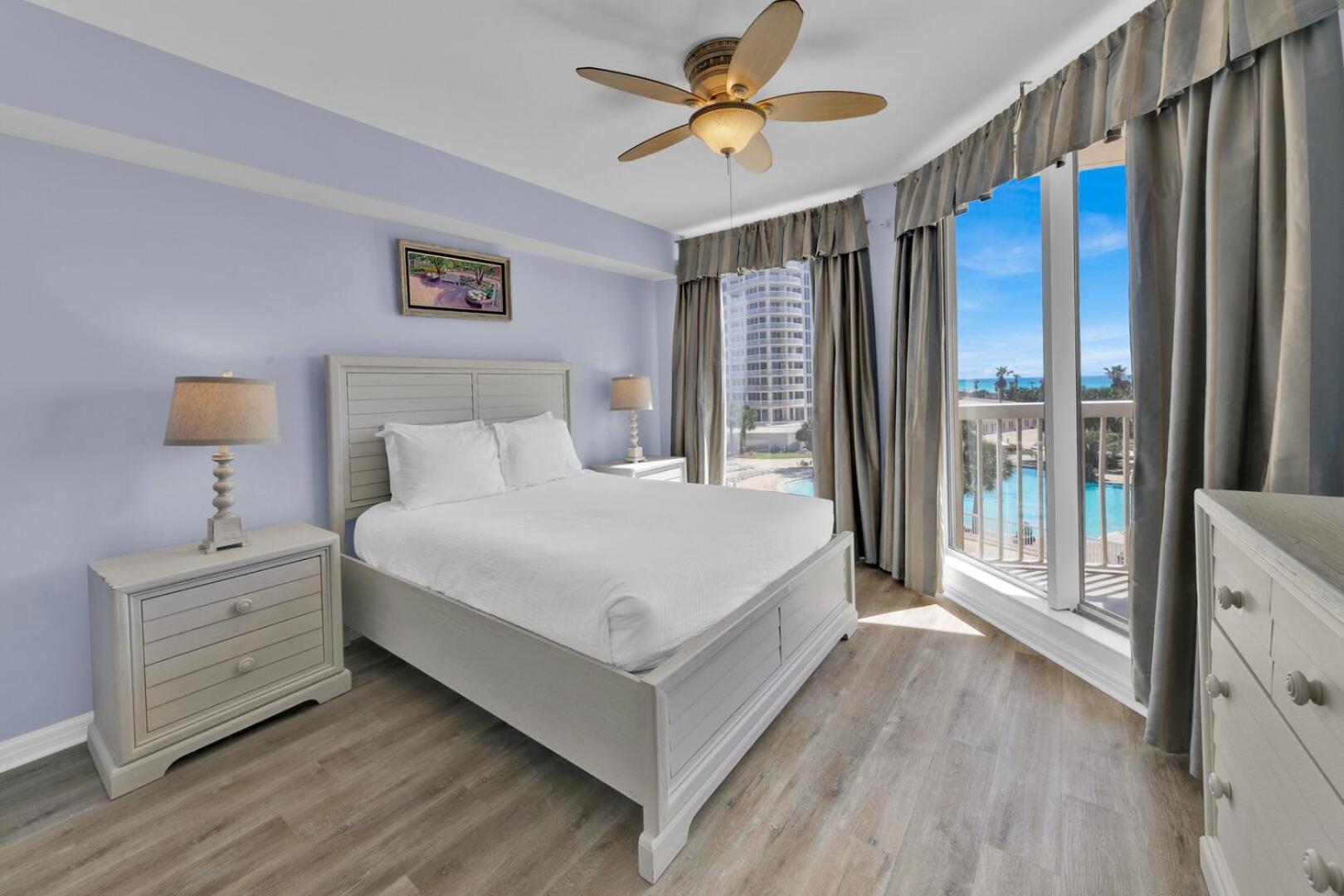 St Maarten 402 A Luxury Beachfront 3 Bedroom Elevator Opens Into Unit *