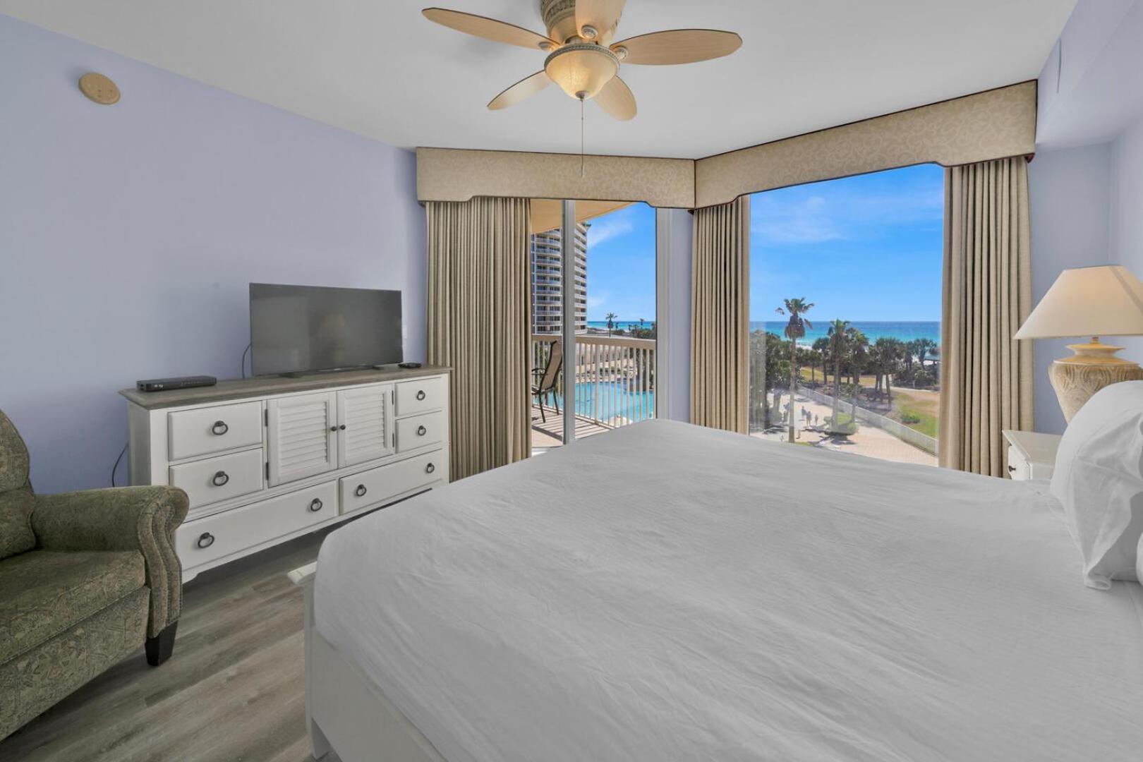 Holiday home St Maarten 402 A Luxury Beachfront 3 Bedroom Elevator Opens Into Unit Destin