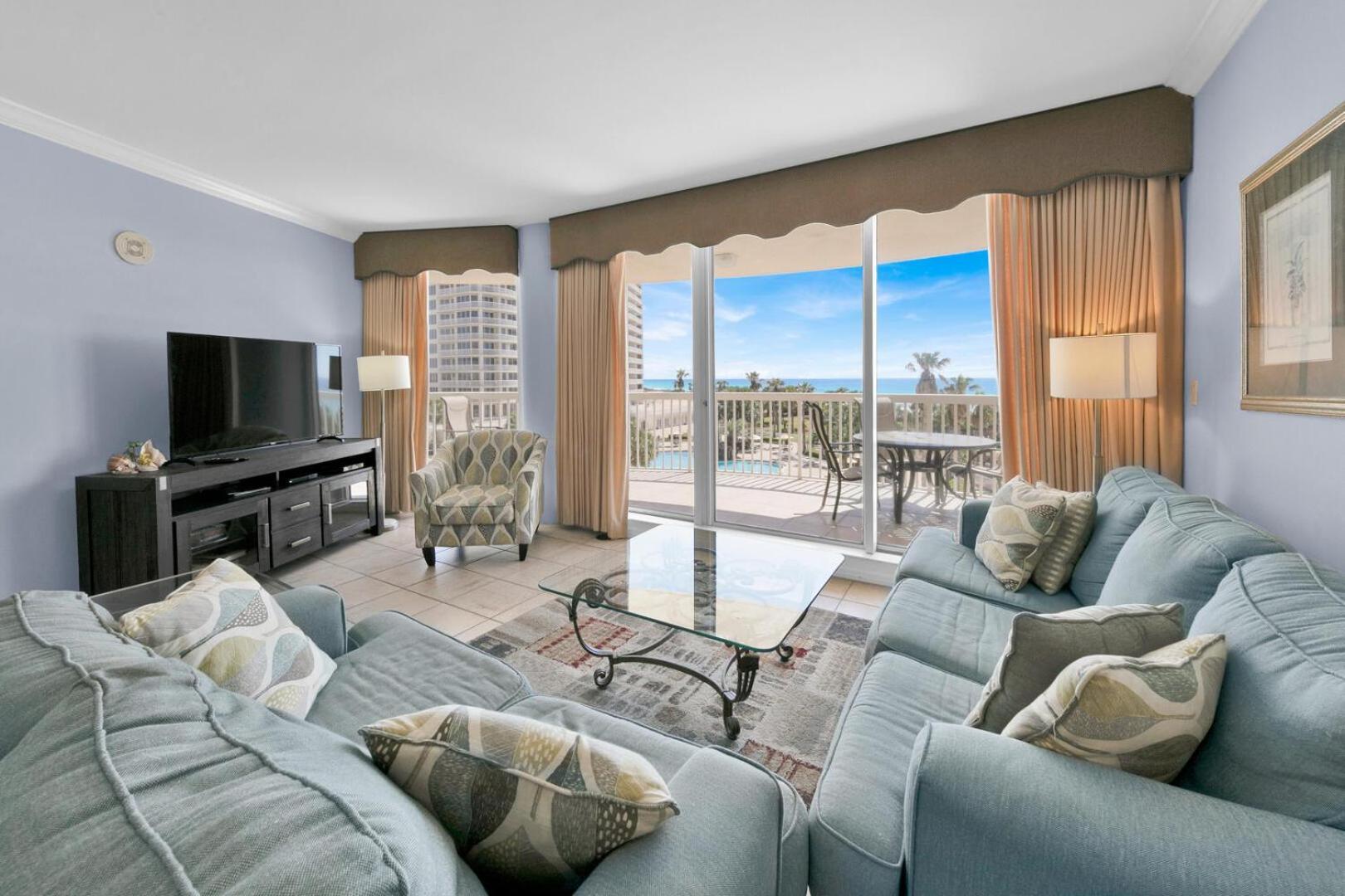 St Maarten 402 A Luxury Beachfront 3 Bedroom Elevator Opens Into Unit Holiday home Destin
