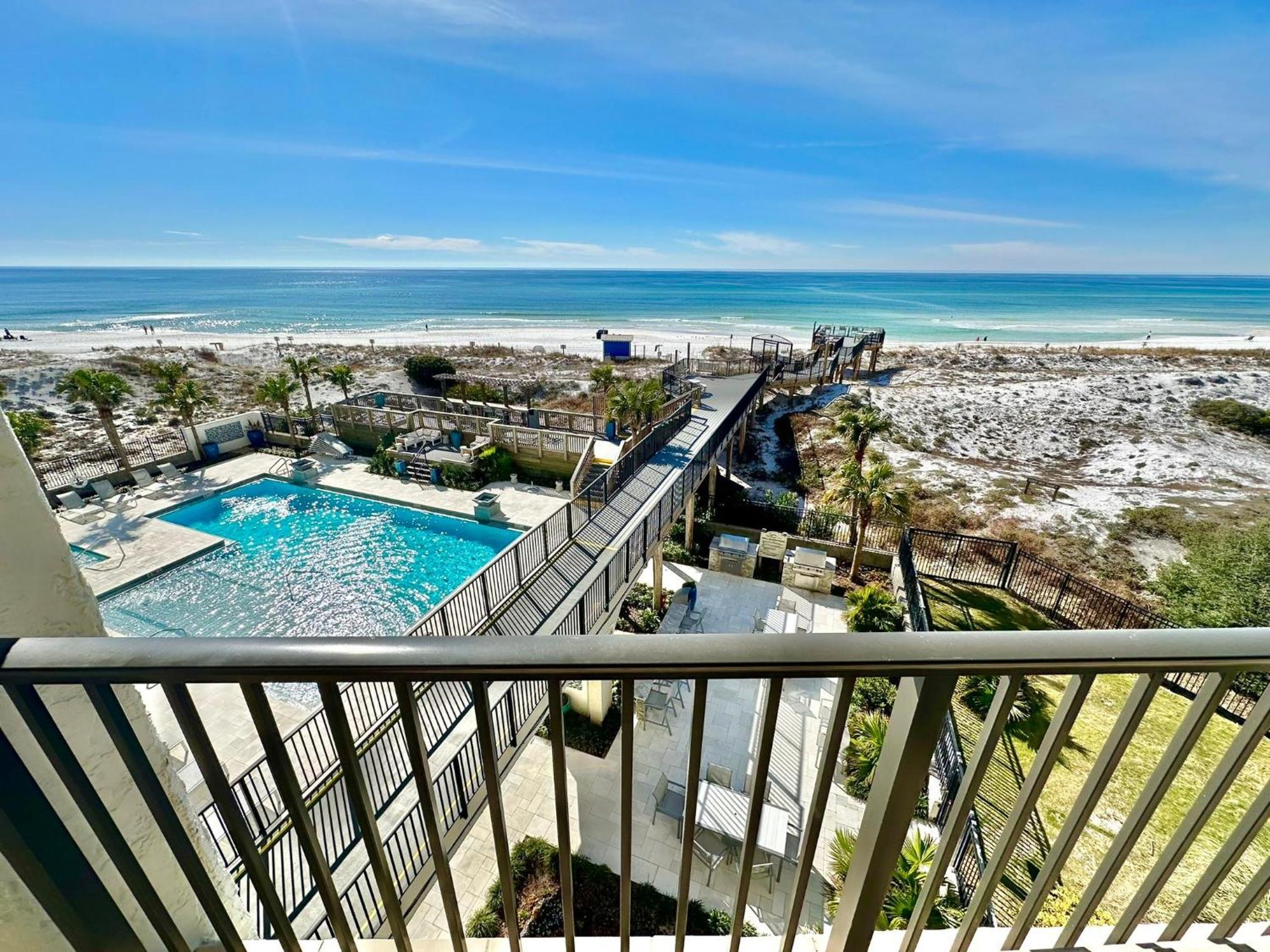 4045 Beachside One * Destin