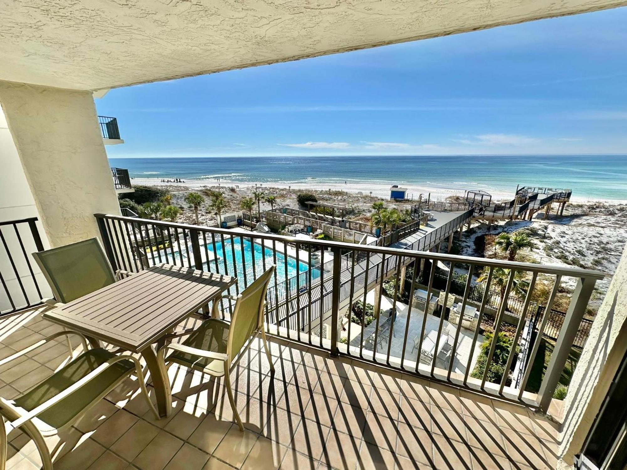 4045 Beachside One *