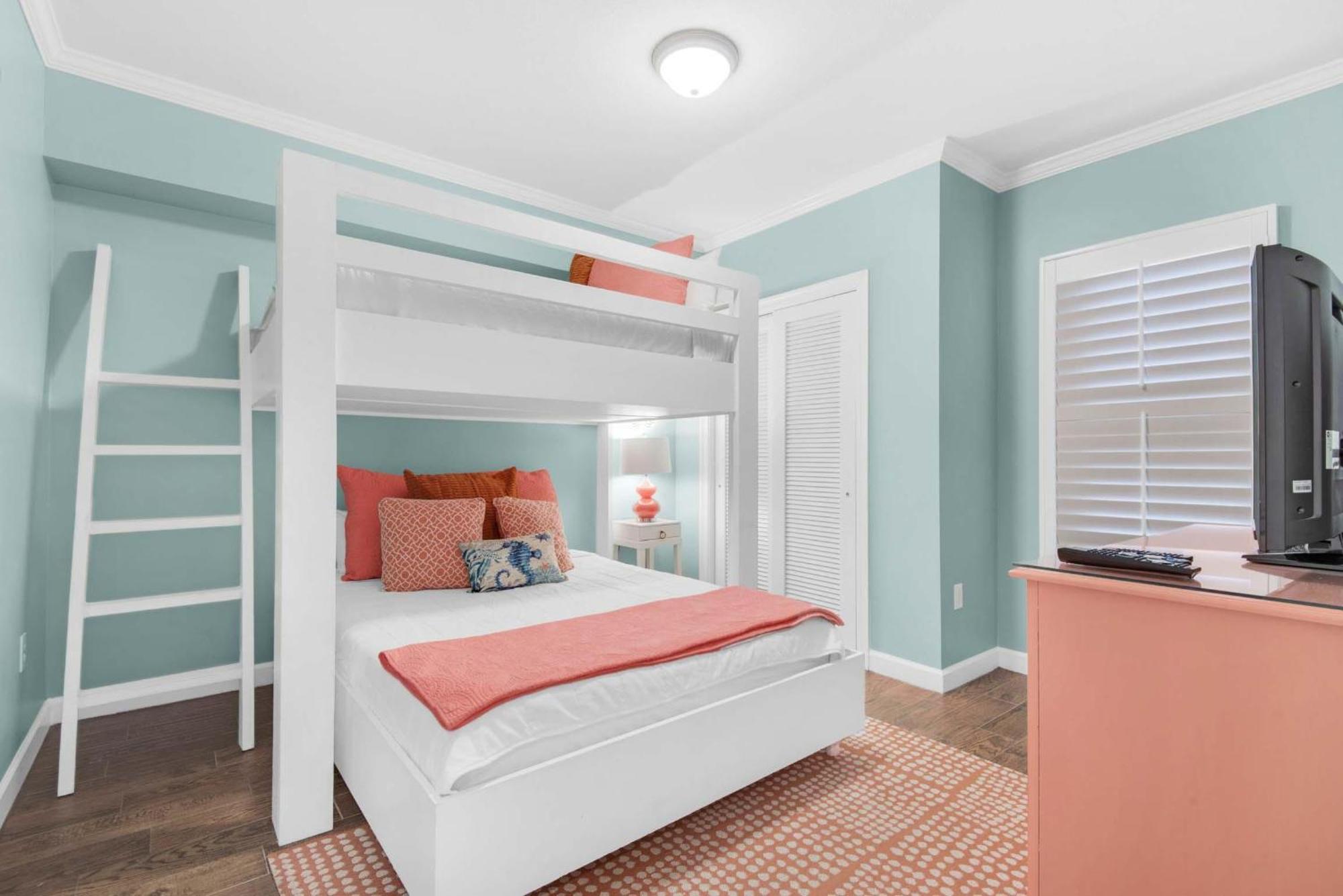 Holiday home Sterling Shores 607