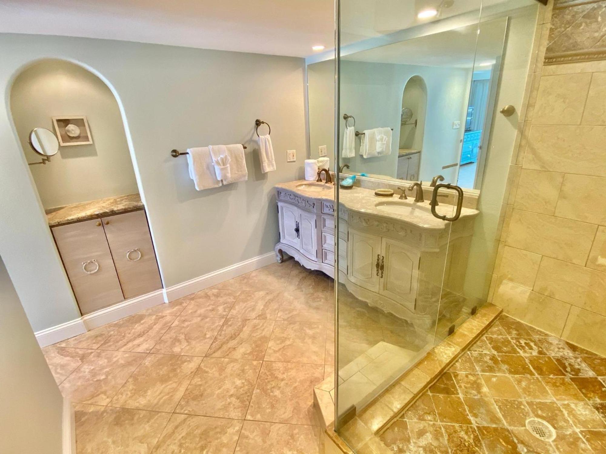 4306 Beachside Two Destin