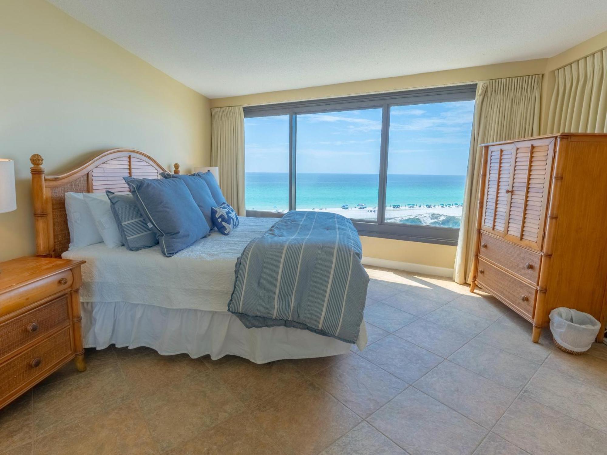 4061 Beachside One Holiday home Destin
