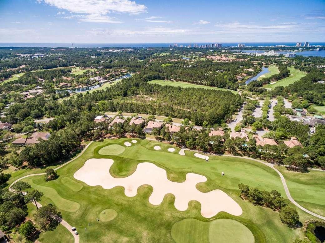 4086 Beachside One Holiday home Destin