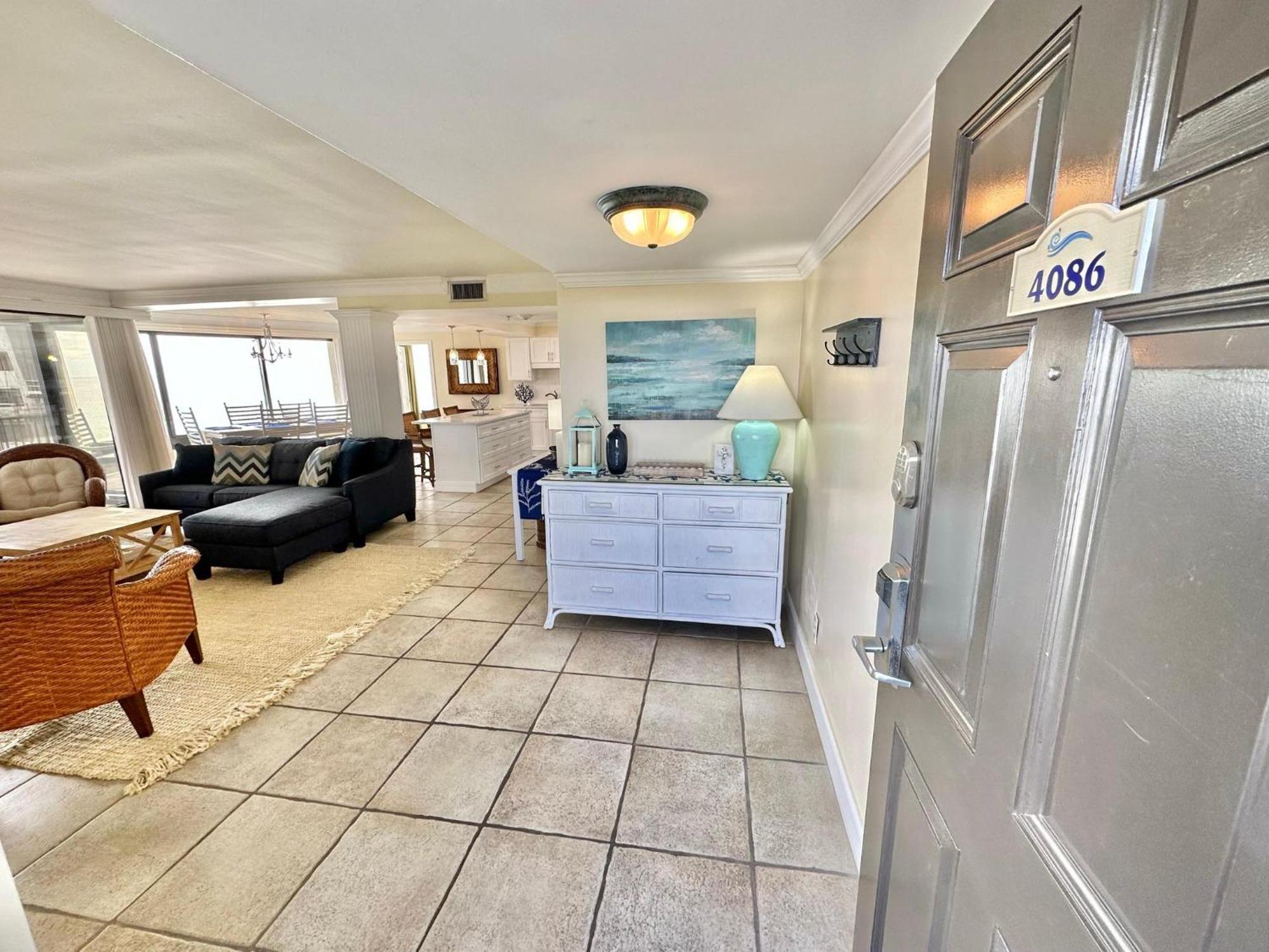 4086 Beachside One Holiday home *
