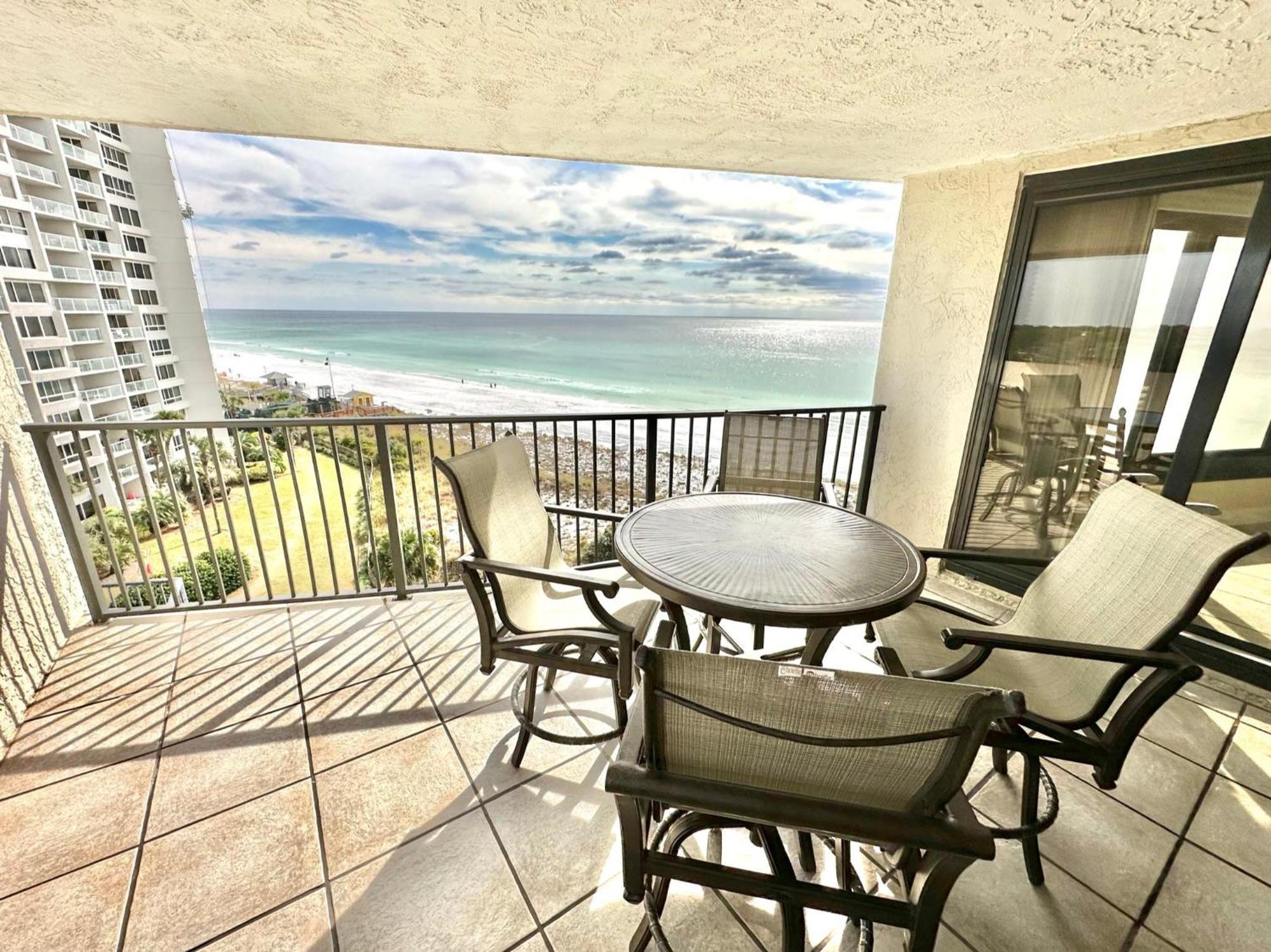 4086 Beachside One Holiday home
