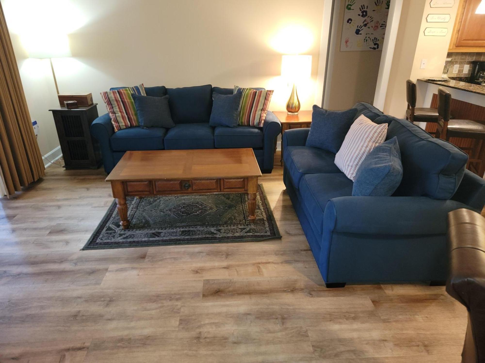 5370 Pine Ridge