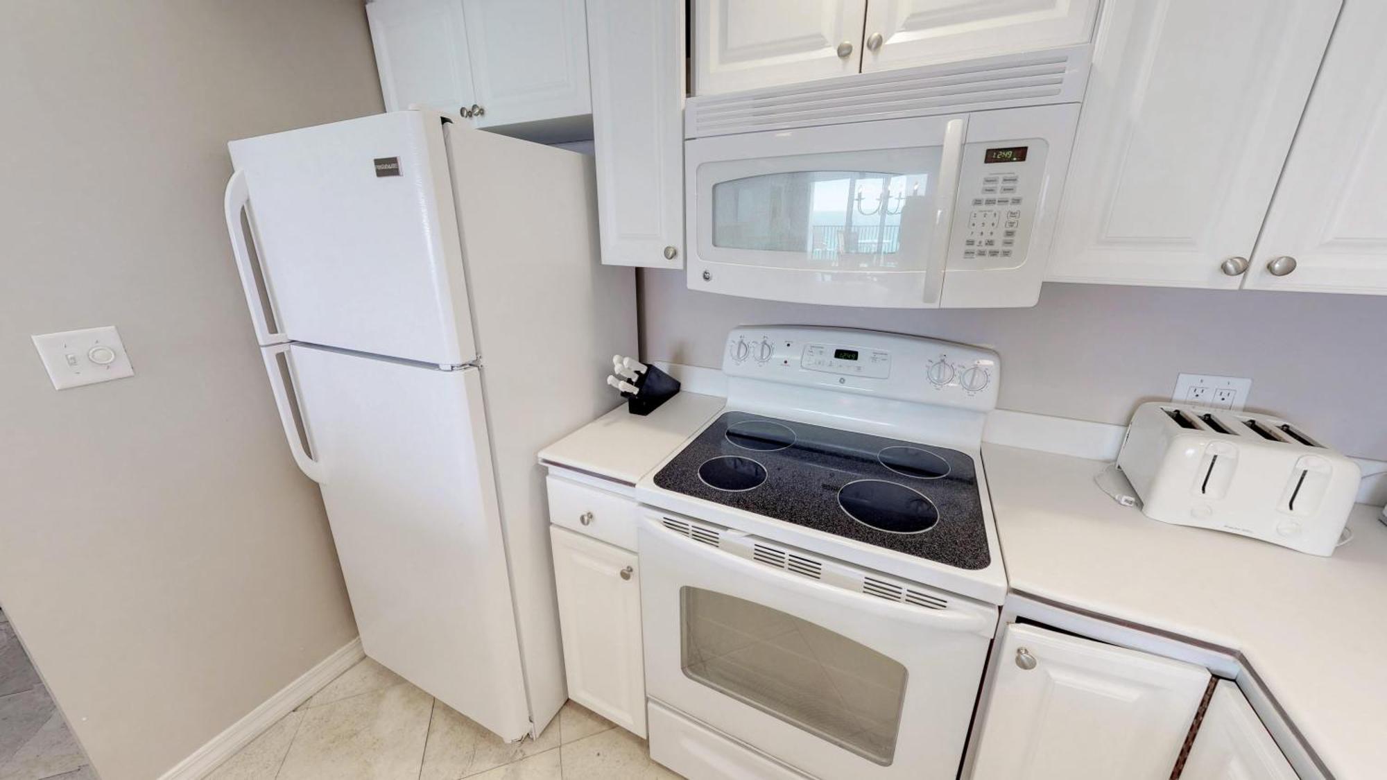 4135 Beachside One