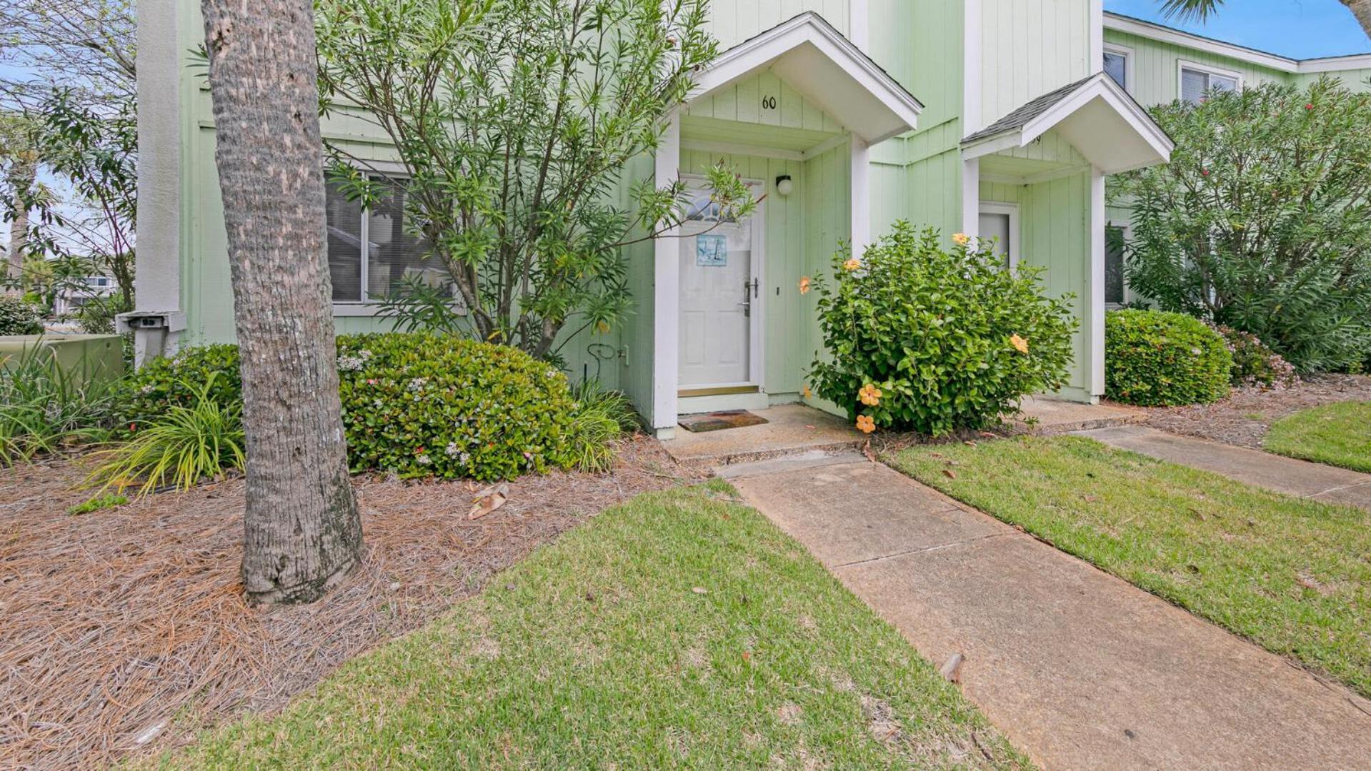 Holiday home Southbay 60 Front Townhome Short Walk To Private