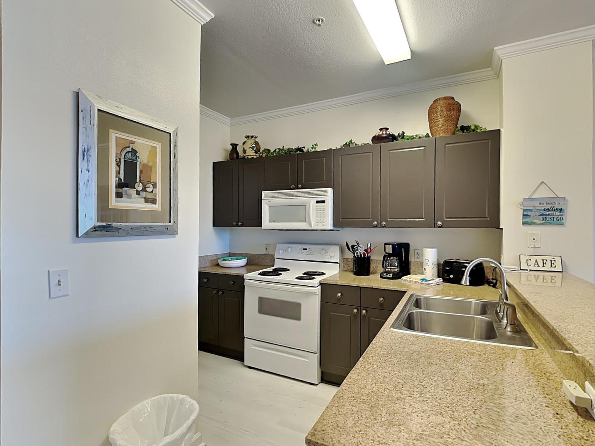 Apartment Emerald Waters 307 *