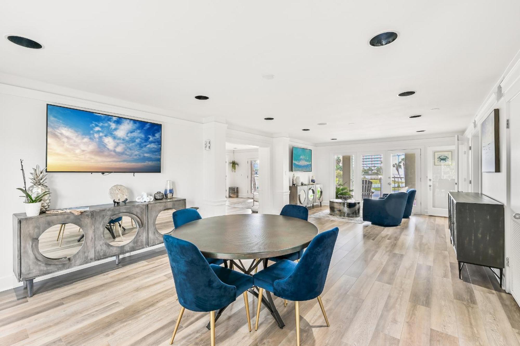 Magnolia House 503 At Pointe Apartment *