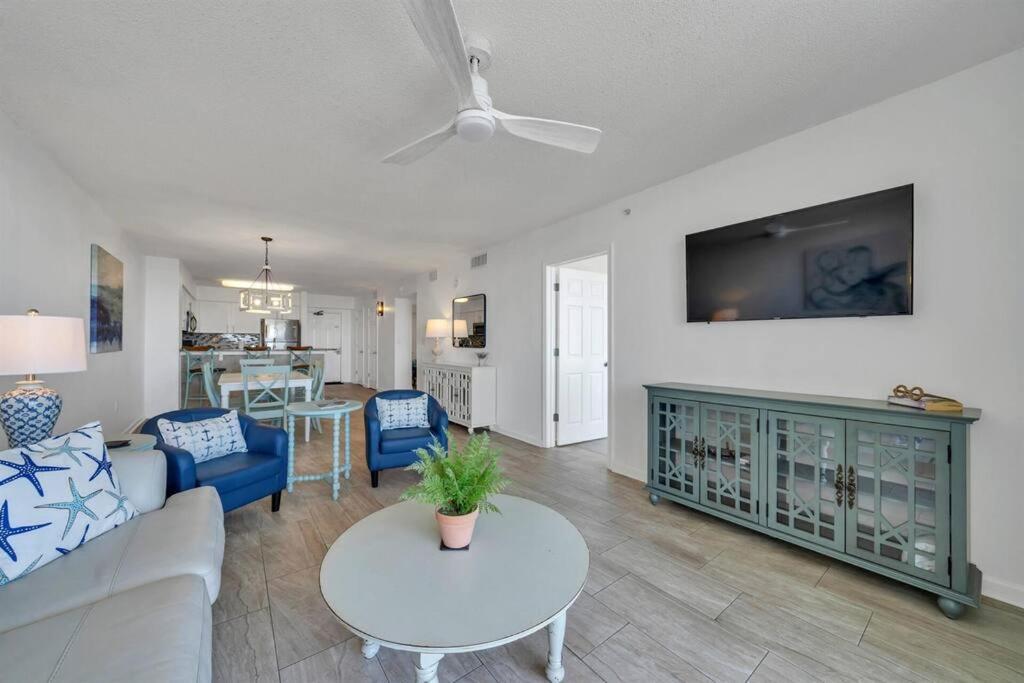 Terrace At Pelican 902 Just Beachy Apartment