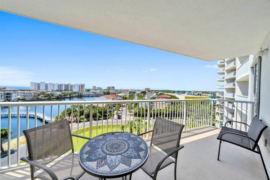 Terrace At Pelican 606 Three Little Fish Apartment *