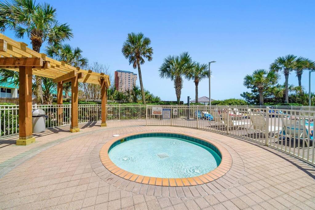 Terrace At Pelican 606 Three Little Fish Destin