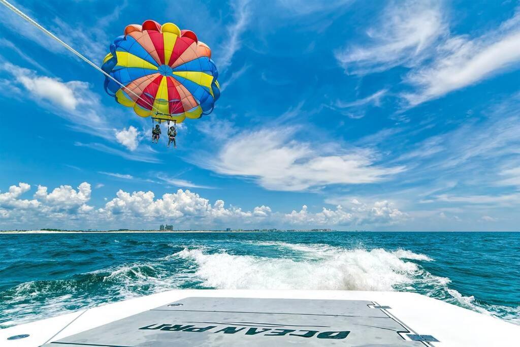 Pelican 102 Daze * Destin