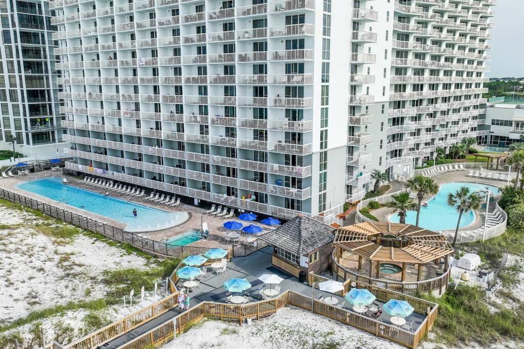 Pelican 102 Daze Apartment *