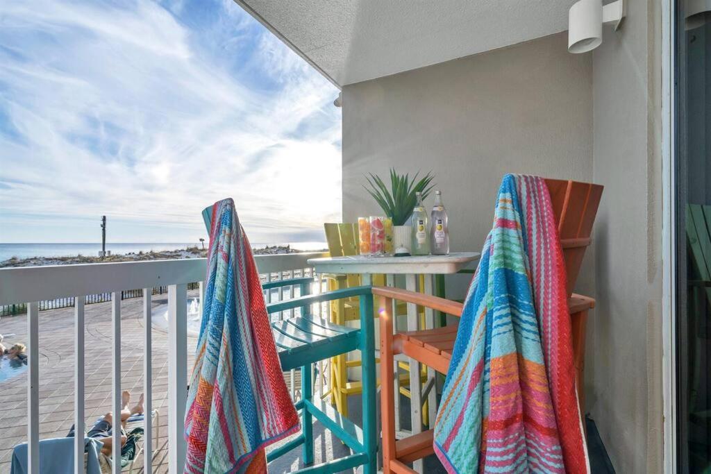 Pelican 102 Daze Destin