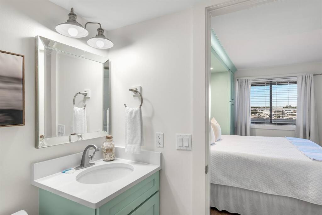 Sundestin 502 Latitude Adjustment Apartment Destin