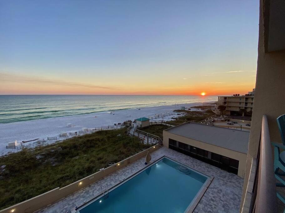 Sundestin 502 Latitude Adjustment Apartment *