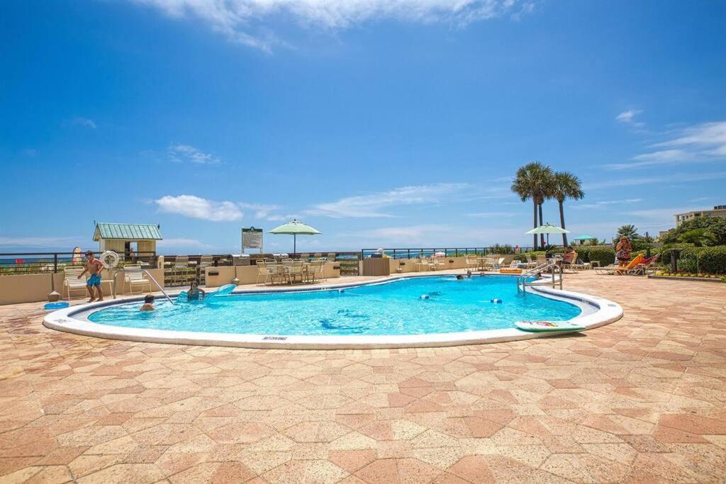 Emerald Towers 1302 Salty Smile Destin