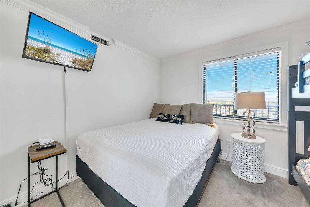 Emerald Towers 1302 Salty Smile Destin