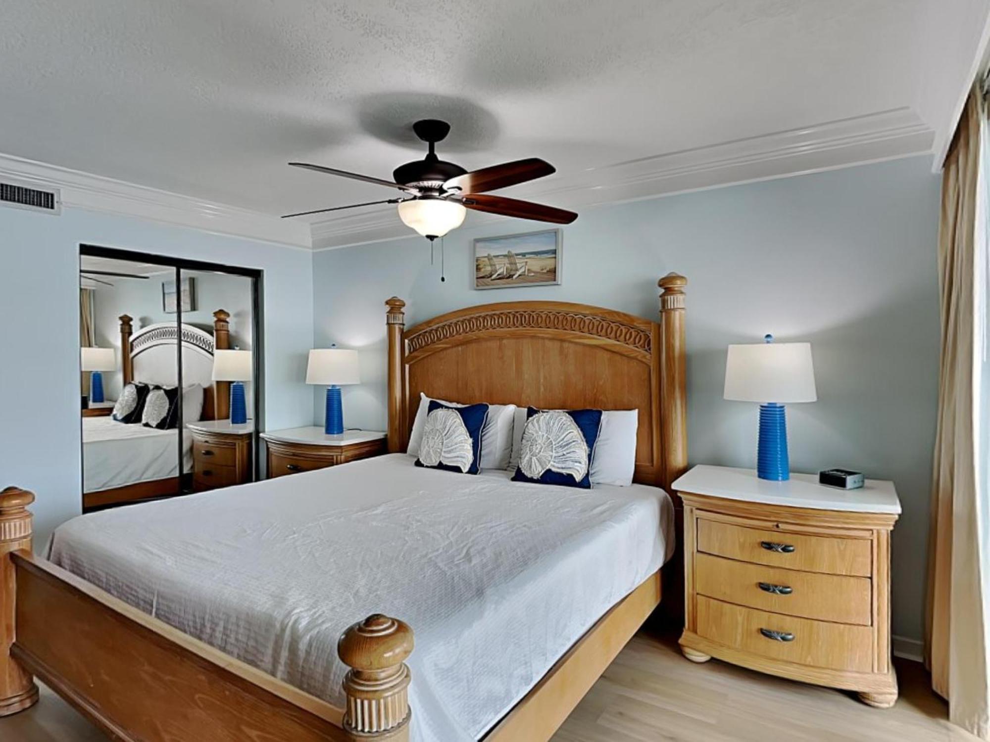 Edgewater 1004 *