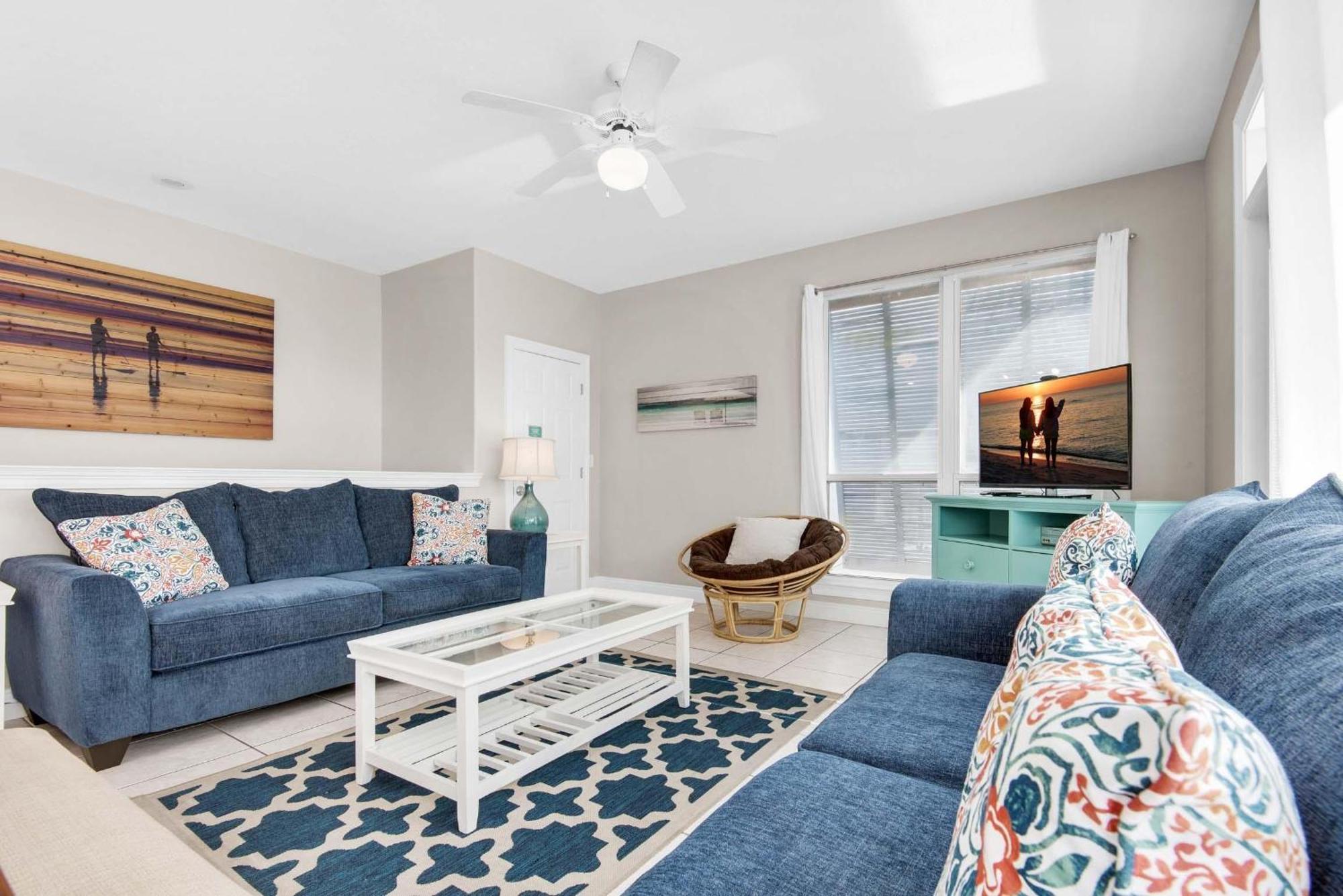 Holiday home Destiny #11a&b- Oasis