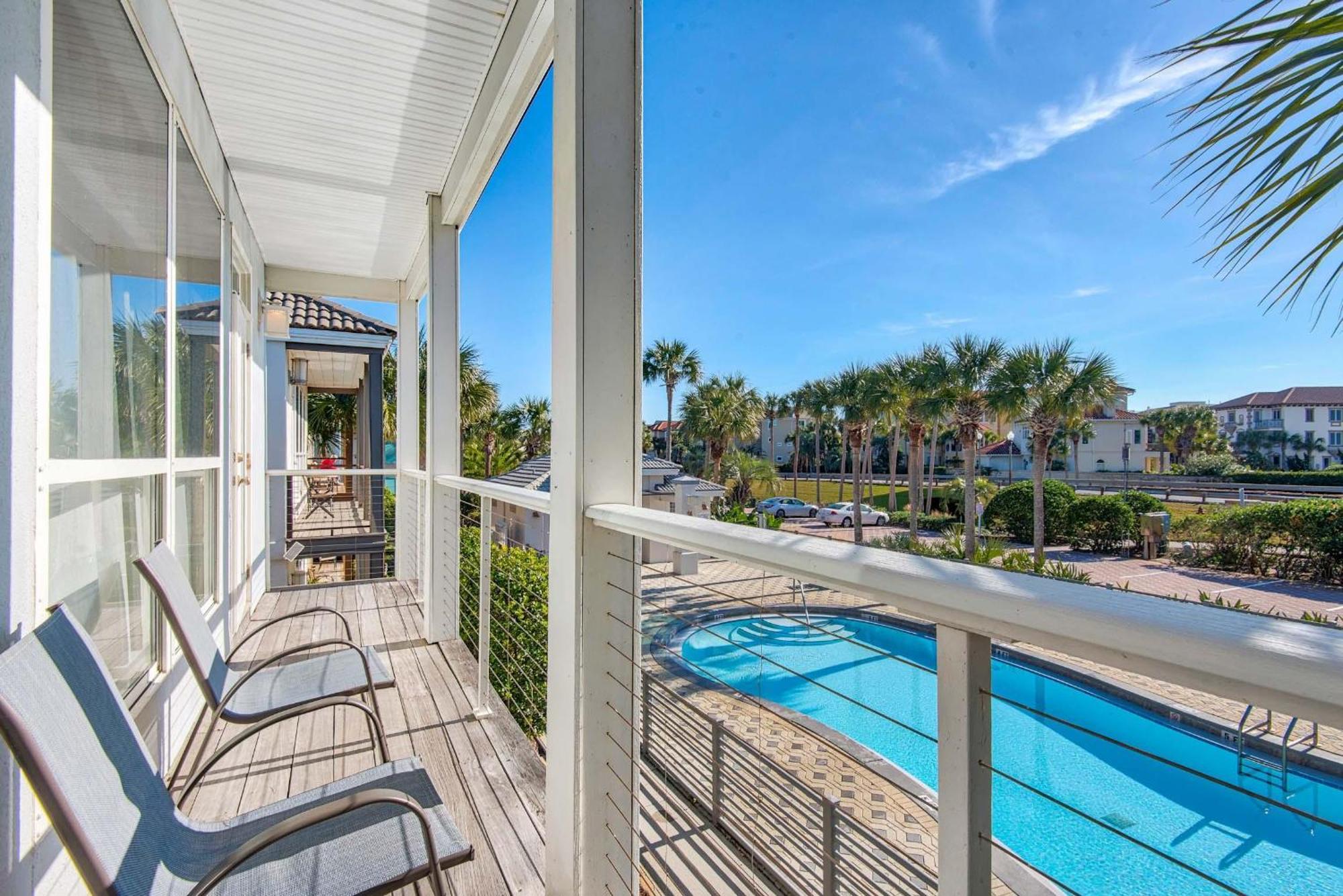 Holiday home Destiny #11a&b- Oasis