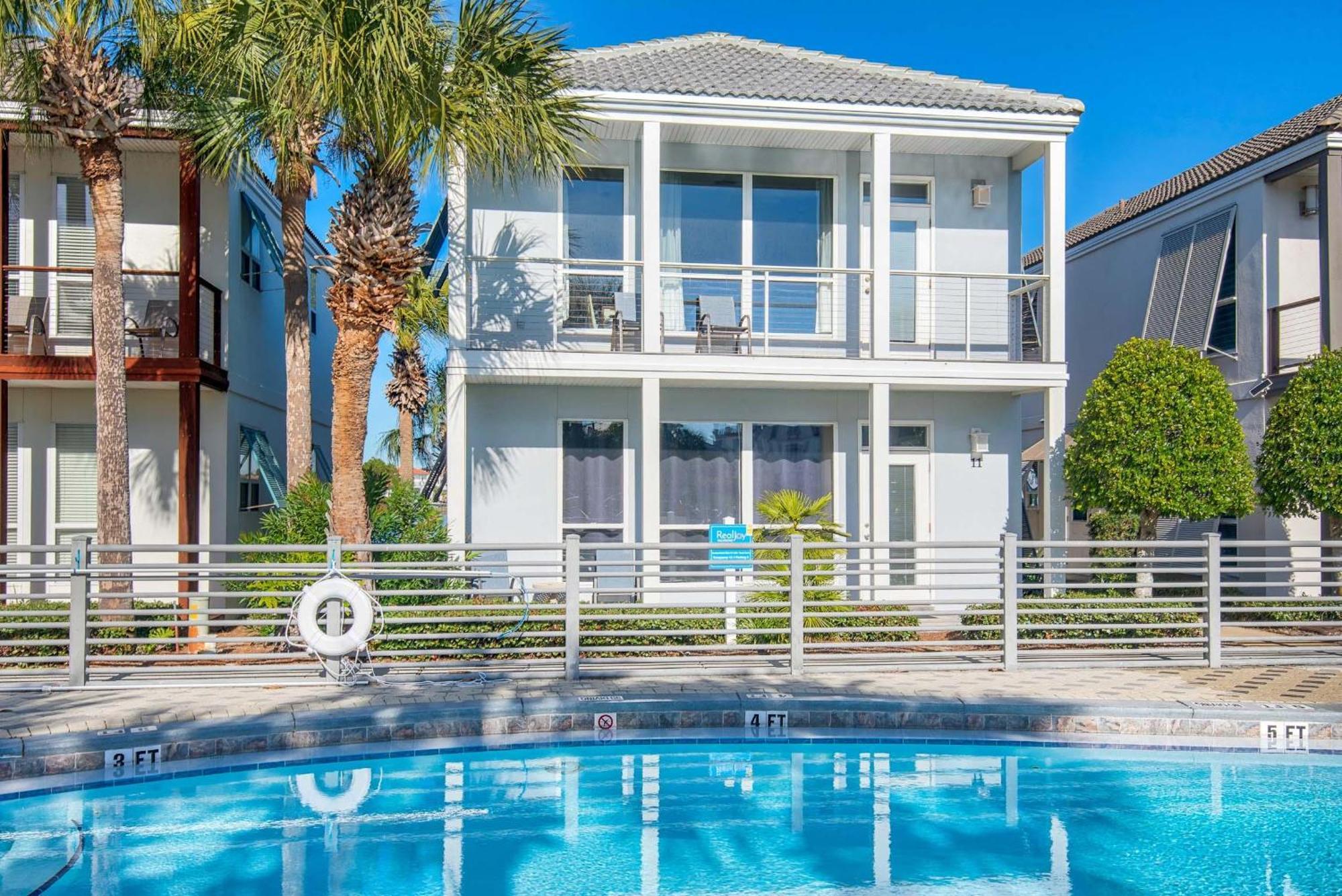 Holiday home Destiny #11a&b- Oasis Destin