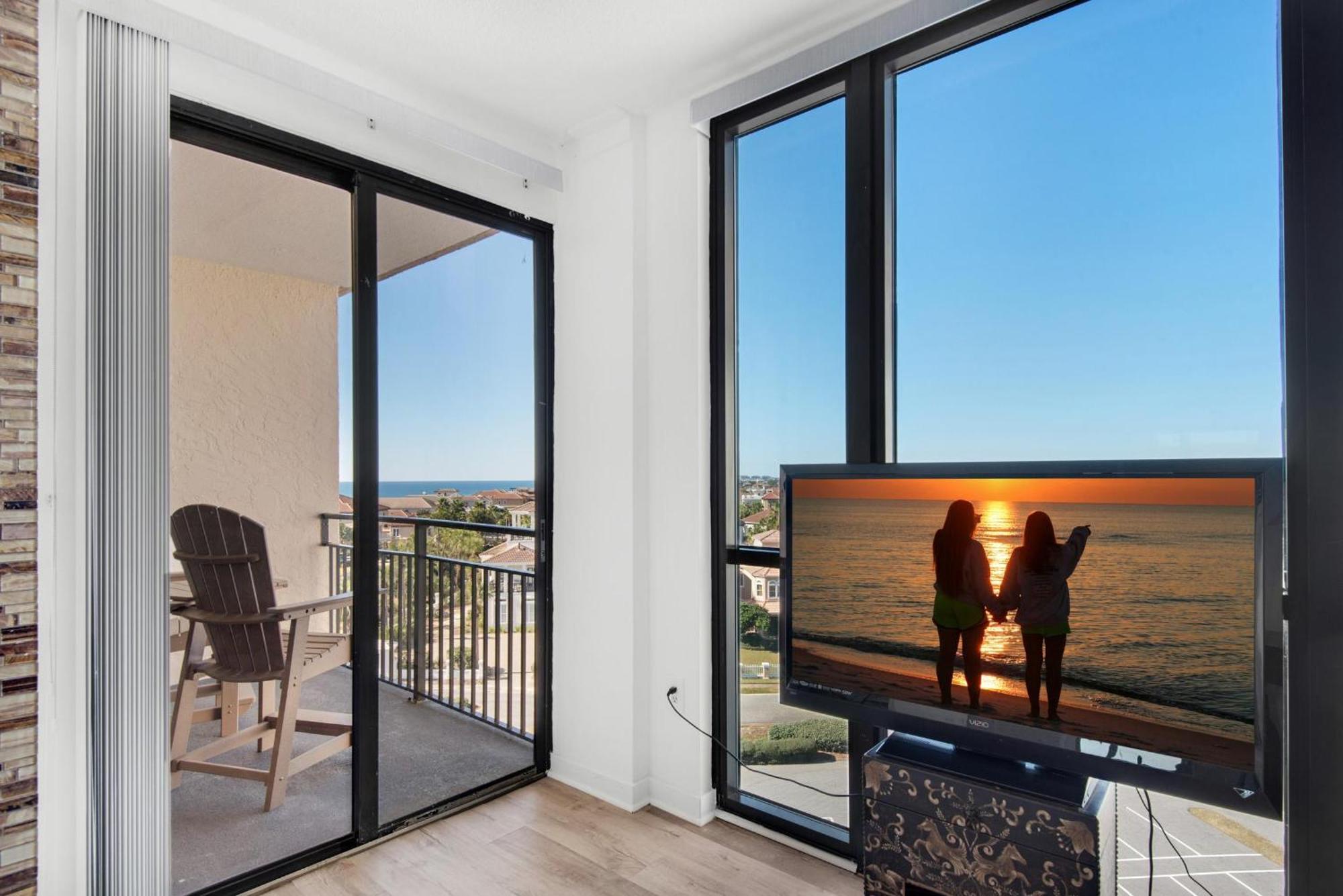 Enclave 702a Holiday home