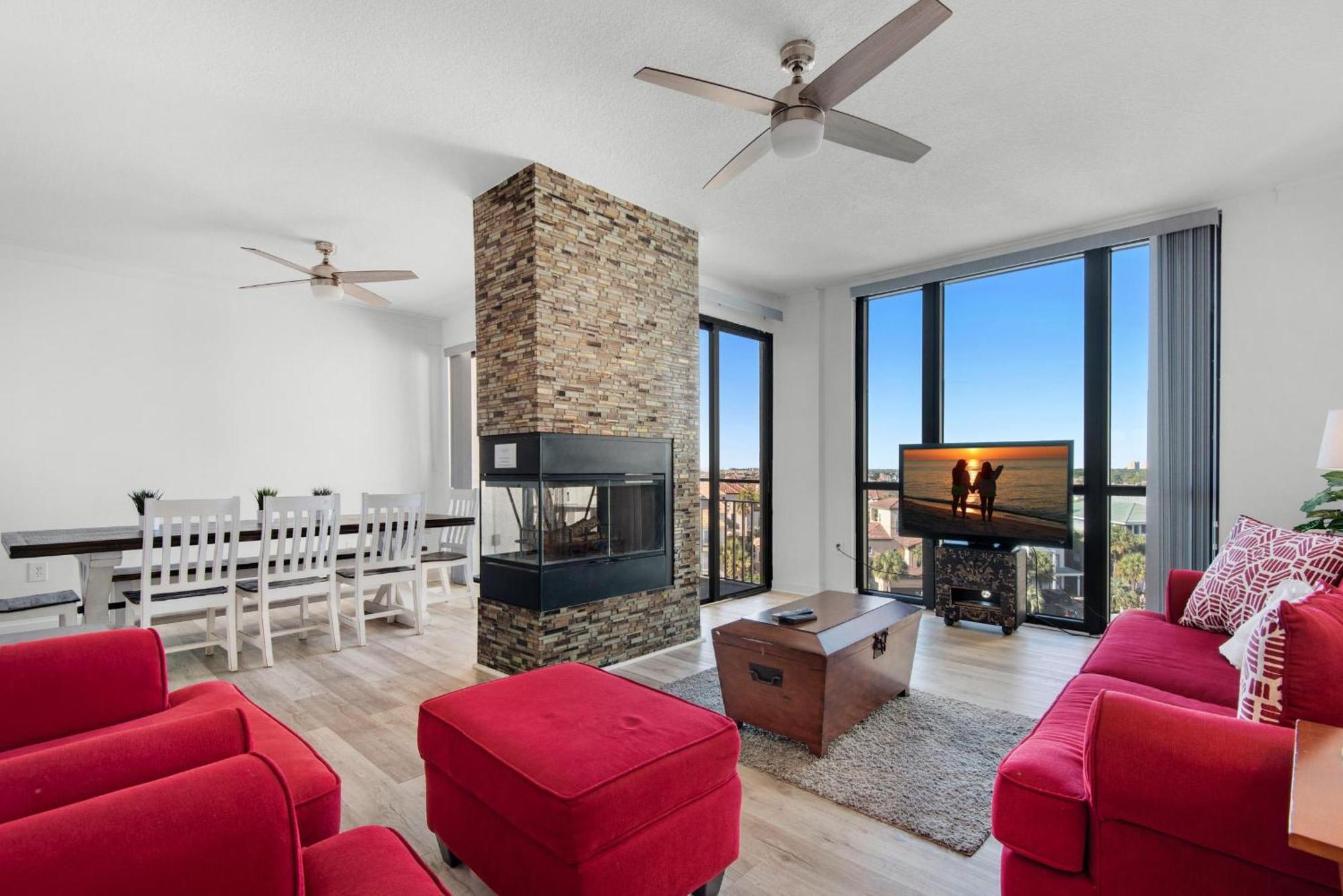Enclave 702a Holiday home