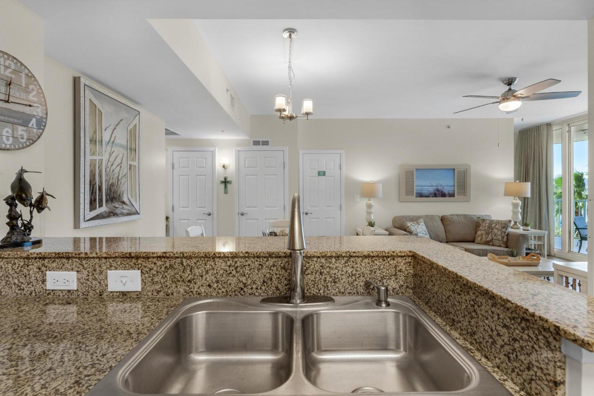 Palms #1415 Full 2 Bedroom Apartment