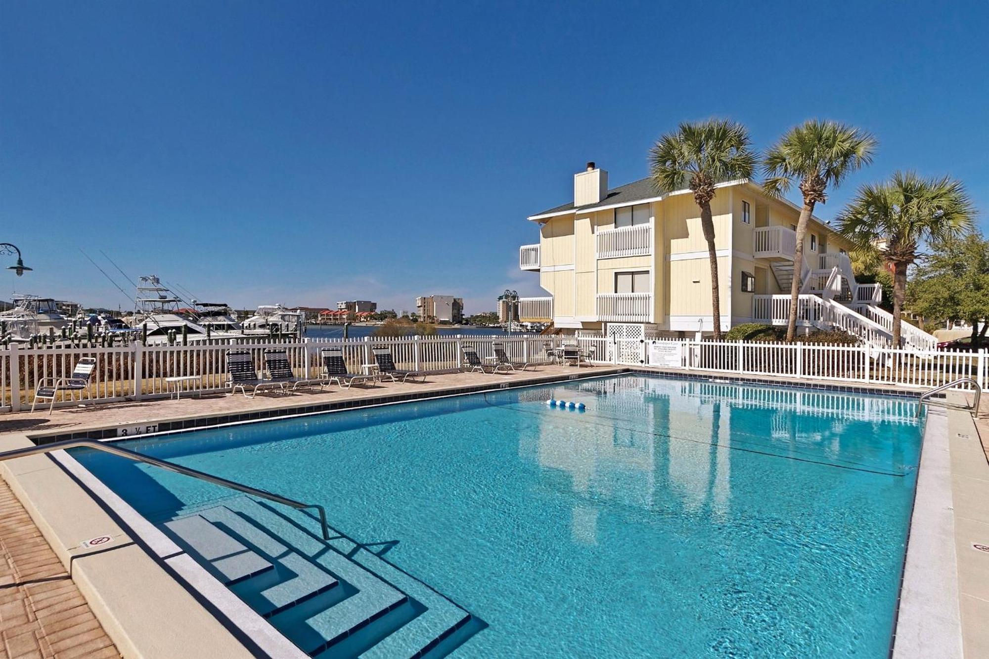Sandpiper Cove 2130 * Destin