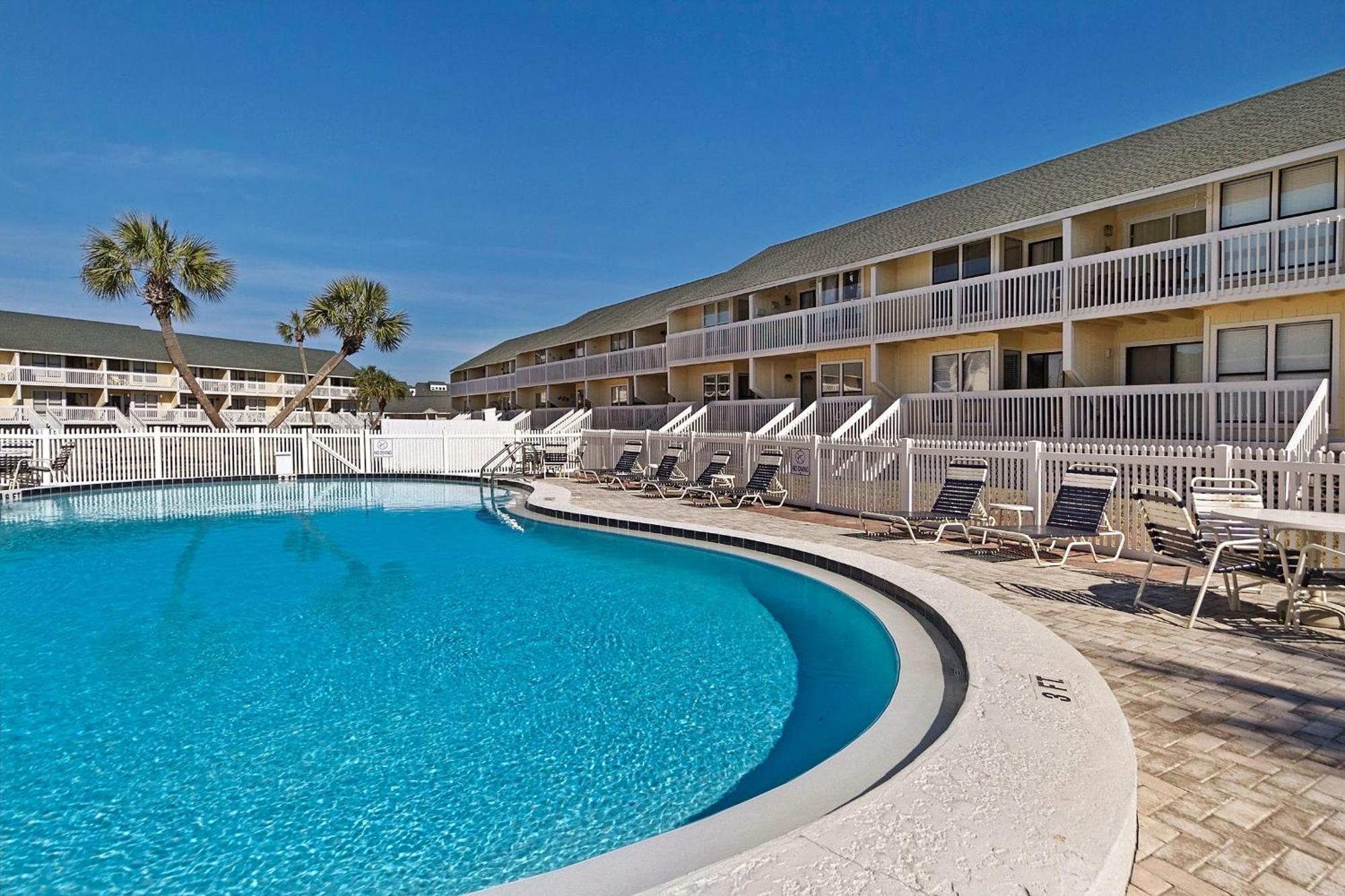 Sandpiper Cove 2130 Destin