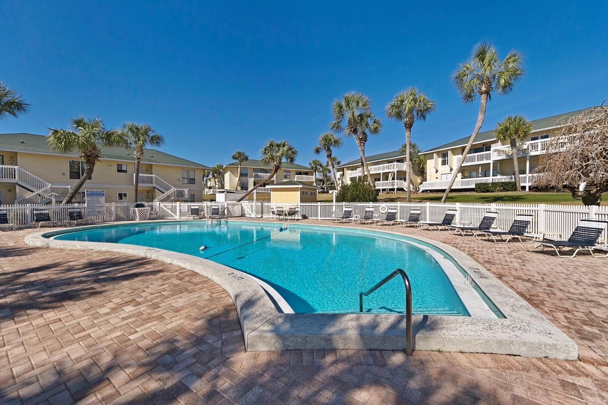 Sandpiper Cove 2130 * Destin