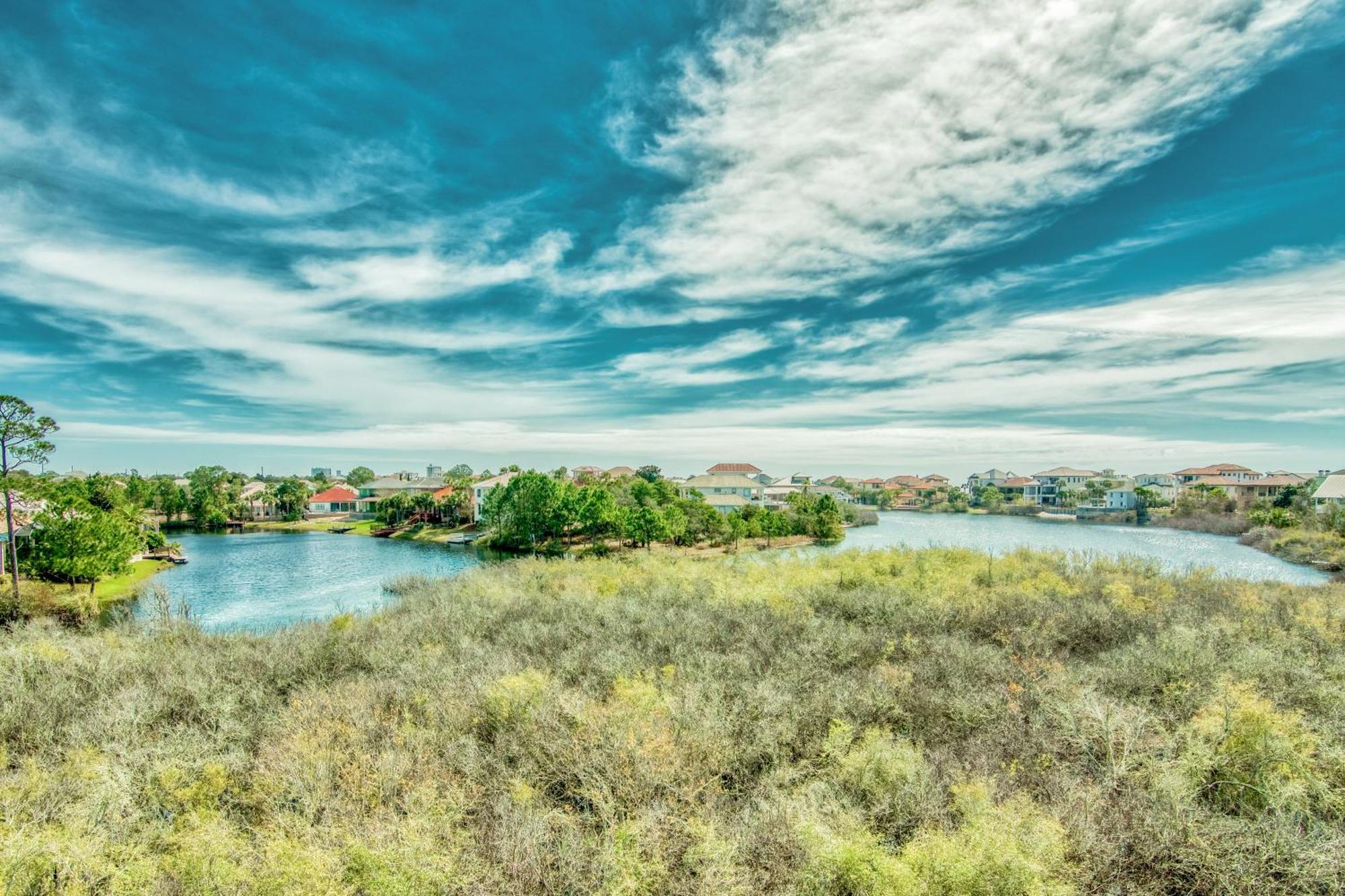 Holiday home Doctor's Orders 2 Short Walk To Private Deeded Sleeps 14 Destin