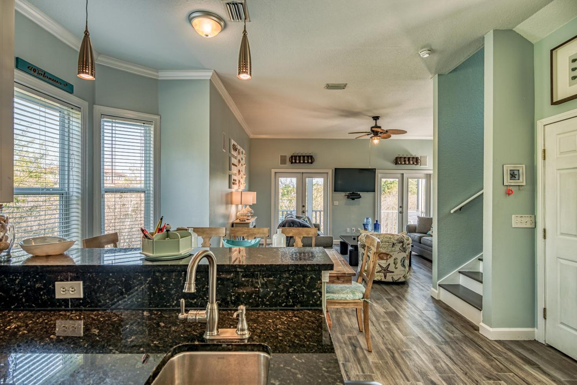 Doctor's Orders 2 Short Walk To Private Deeded Sleeps 14 Holiday home Destin