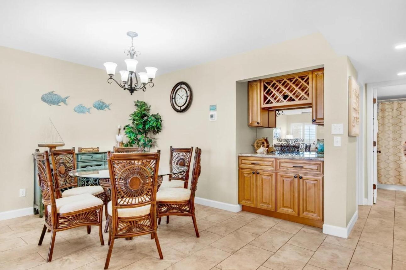Holiday home Surf And Racquet Unit 101