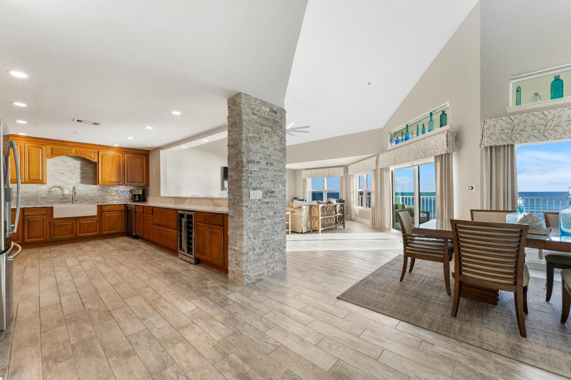Apartment Club By Panhandle Getaways Destin