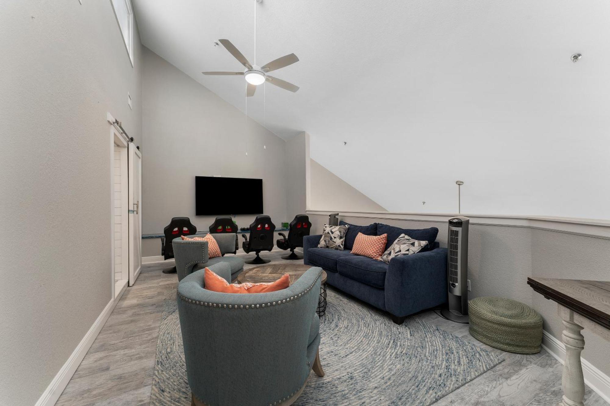 Club By Panhandle Getaways Destin