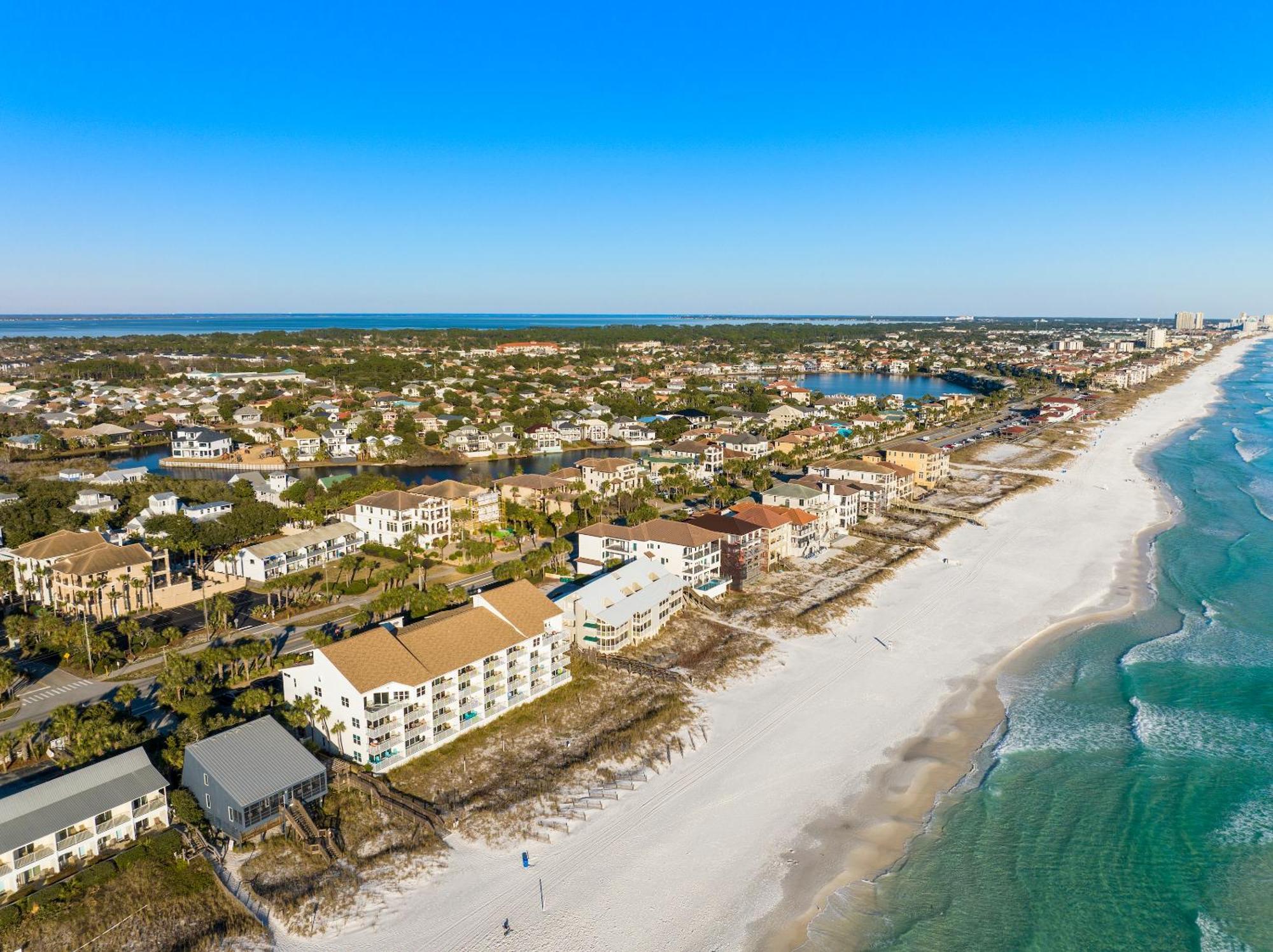 Club By Panhandle Getaways Apartment