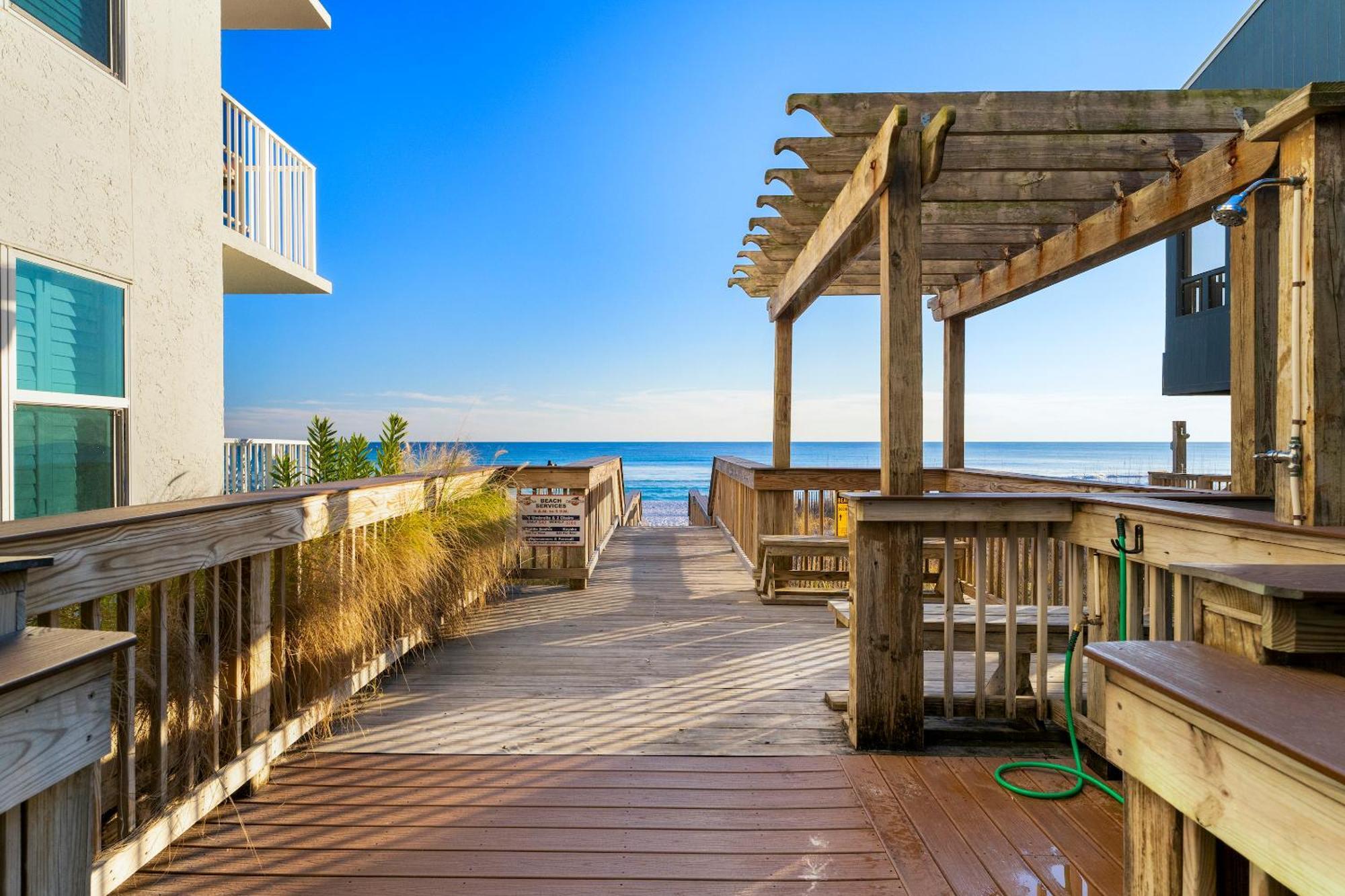 Club By Panhandle Getaways * Destin