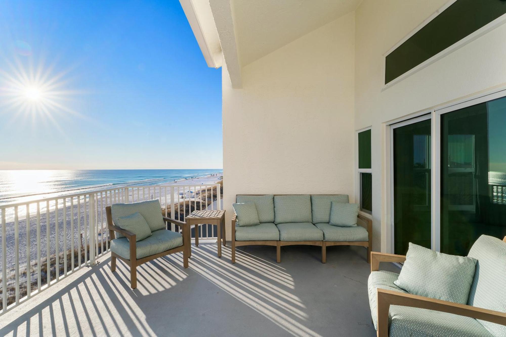 Club By Panhandle Getaways Apartment Destin