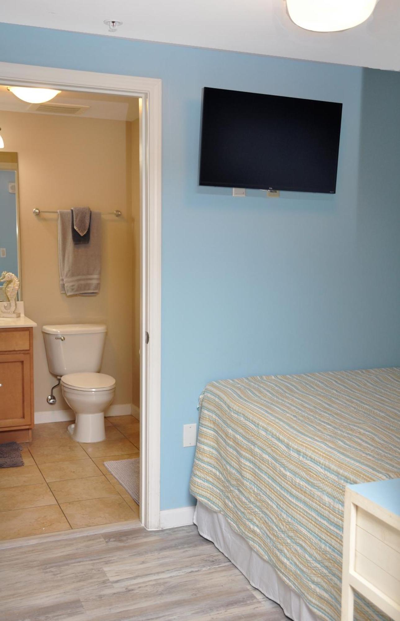 Apartment Poolside Paradise At The Palms Of - 2303 Destin