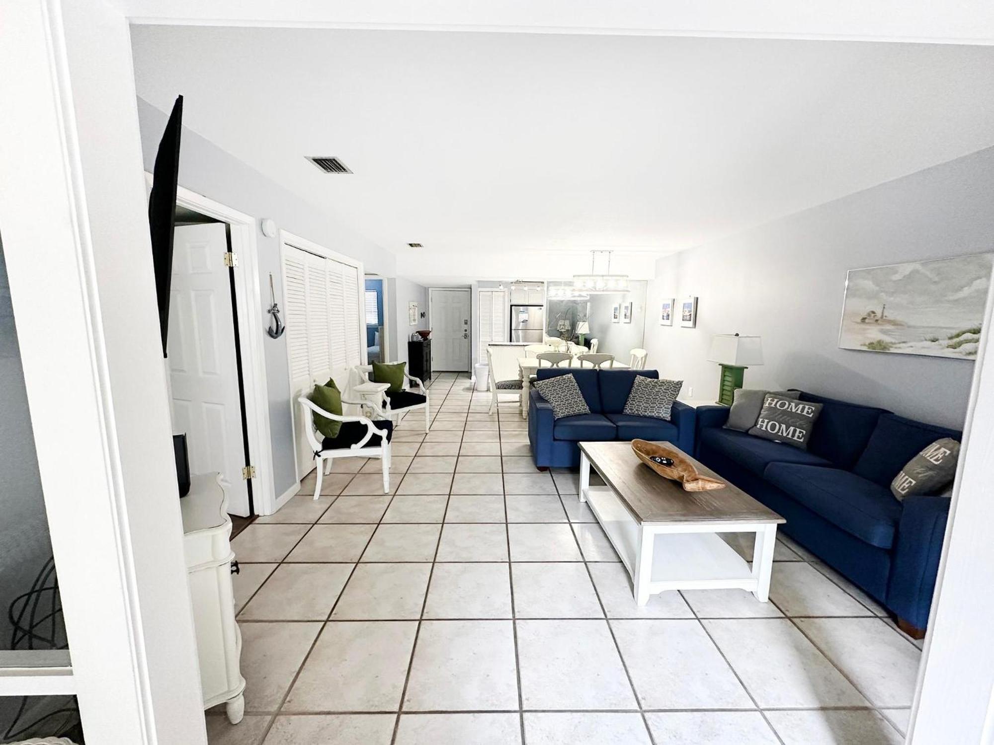 Chateau La #5b Apartment *